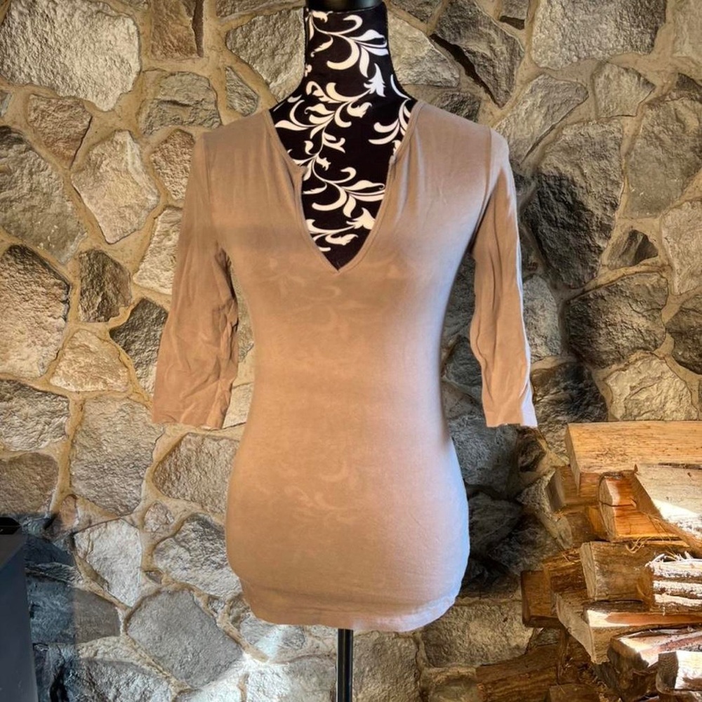 Vixen VNeck 3/4Sleeve Brown Shirt L